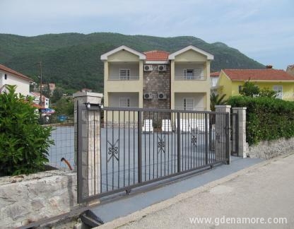 Apartmani Karan, logement privé à Djenović, Mont&eacute;n&eacute;gro